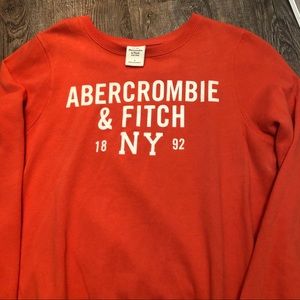 ABERCROMBIE WOMENS CREW NECK